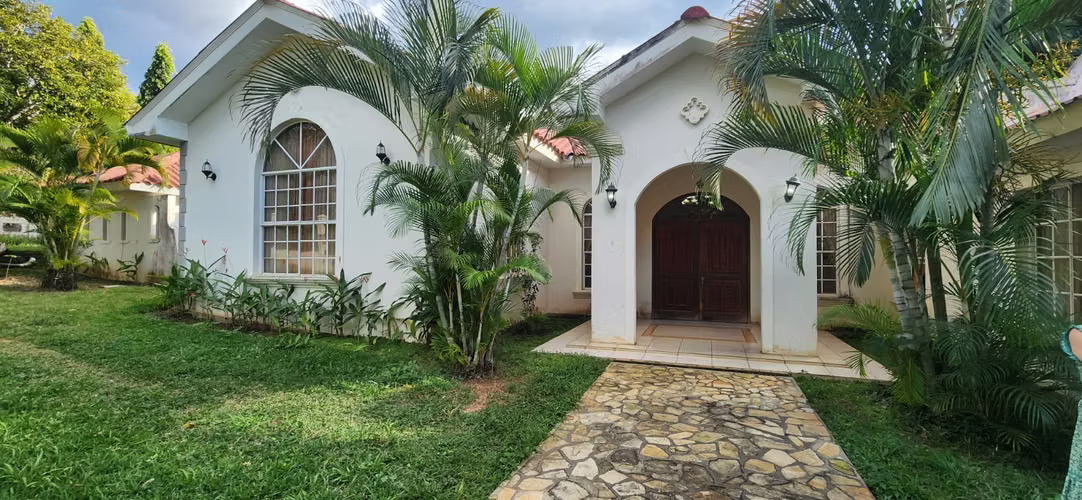Alquiler de Casa en Santo Domingo