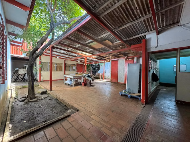 Venta de Casa en Colonial  Los Robles
