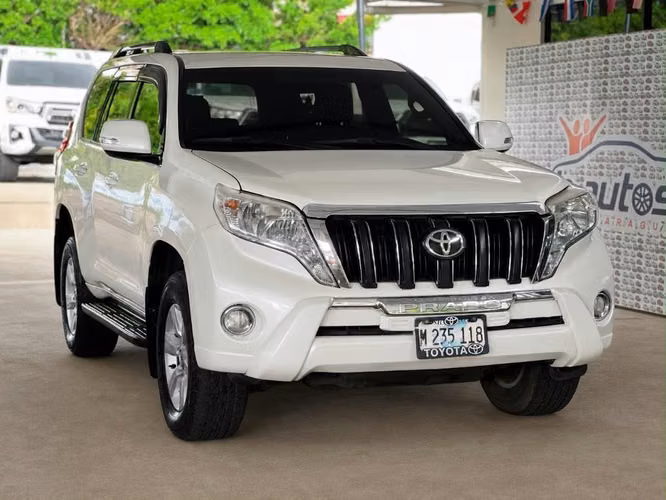 TOYOTA LAND CRUISER PRADO TXL AÑO 2015