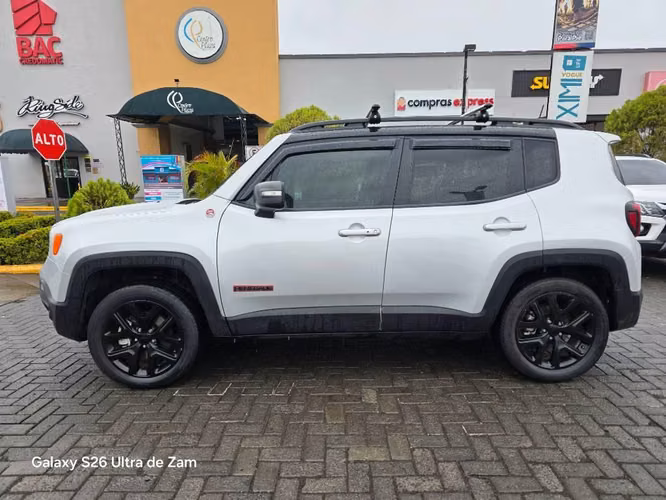 JEEP RENEGADE TRAILHAWK 4X4 FULL COMO NUEVO