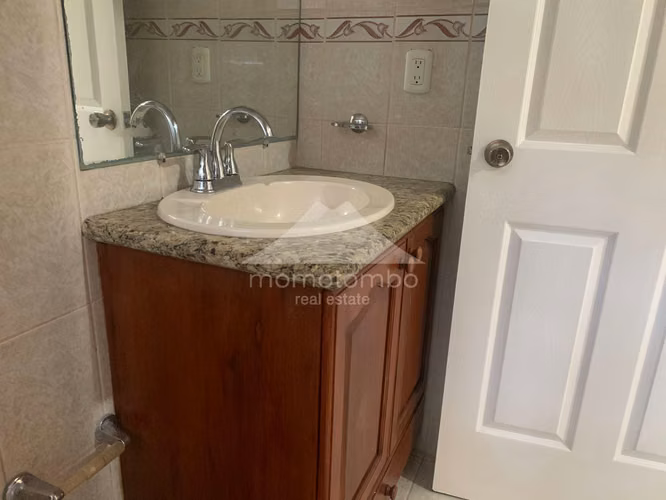 Apartamento en Renta Las Colinas, Managua