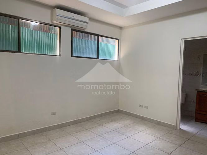 Apartamento en Renta Las Colinas, Managua