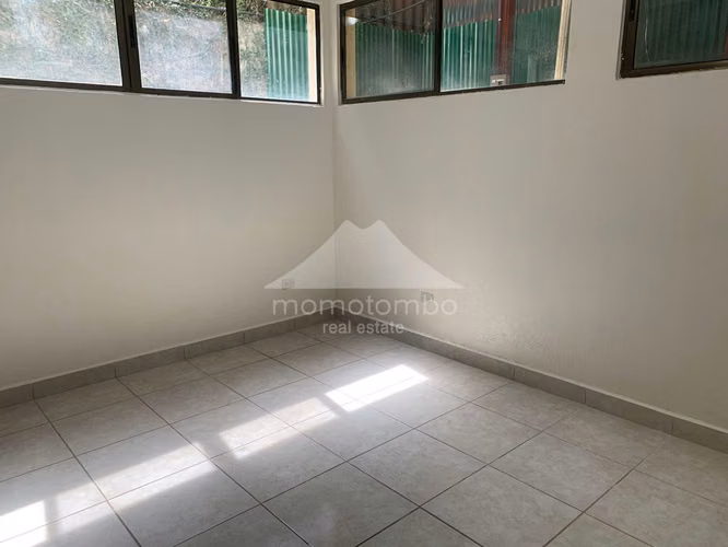 Apartamento en Renta Las Colinas, Managua