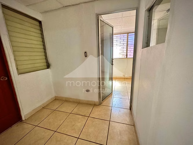 Casa en Venta &amp; Renta Altamira, Managua