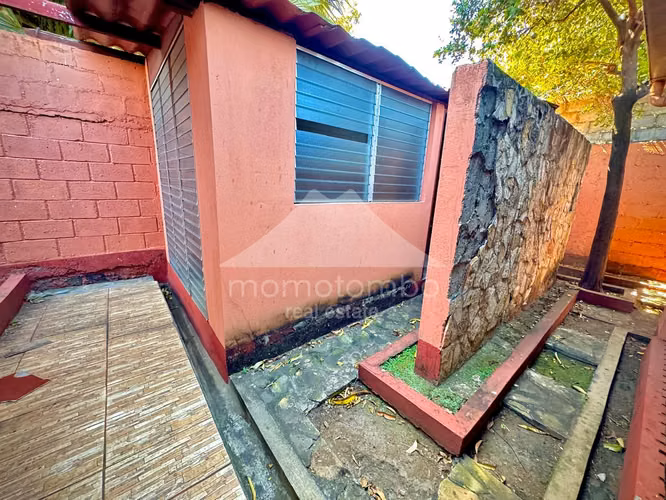 Casa en Venta &amp; Renta Altamira, Managua