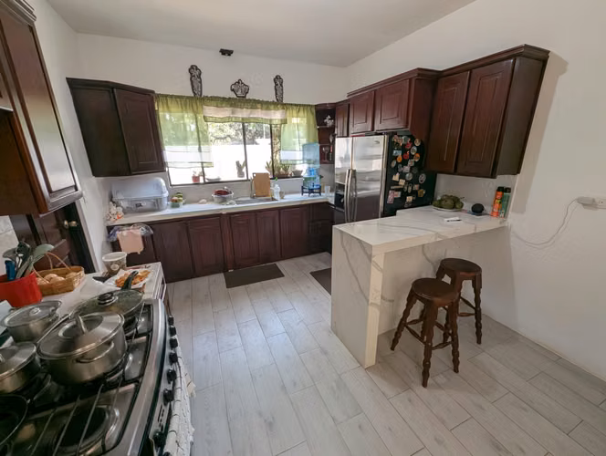 Altos de villa fontana sur, casa en venta!