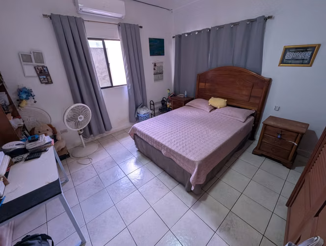 Altos de villa fontana sur, casa en venta!