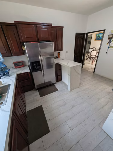 Altos de villa fontana sur, casa en venta!
