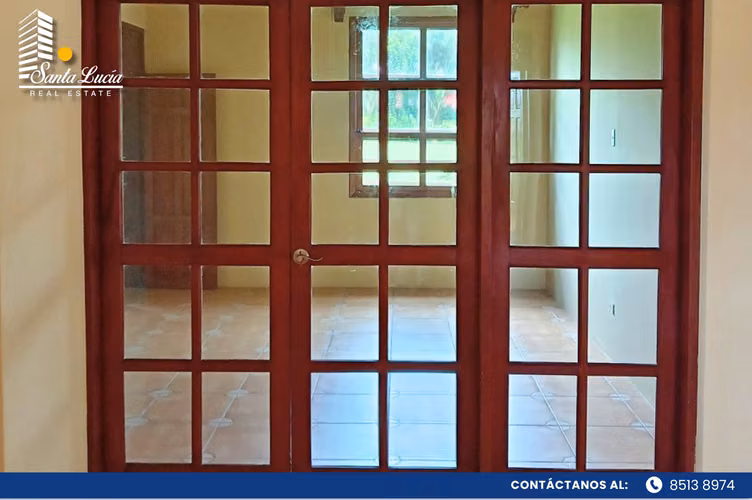 Casa de Lujo en Venta en El Crucero - AC