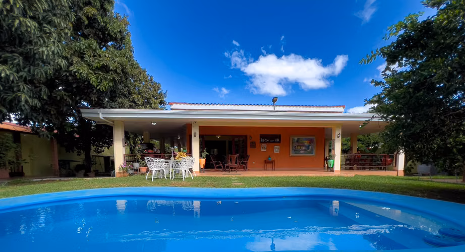 EJ-Vendo hermosa quinta en Ticuantepe