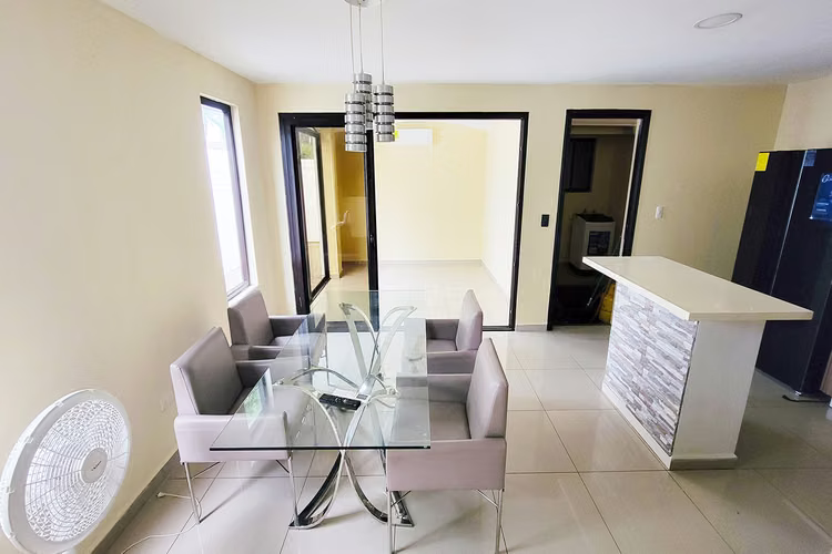 Se alquila casa semi amoblada en el Cortijo de la Sierra -Managua - Imagen 5