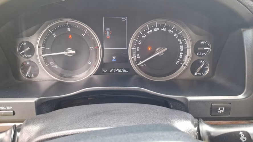 Toyota Land Cruiser VX 2017 – Excelente Estado
