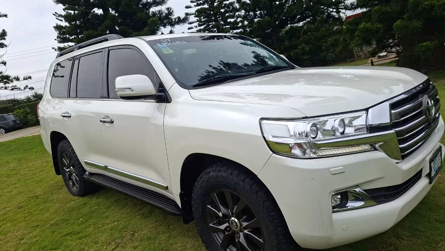 Toyota Land Cruiser VX 2017 – Excelente Estado