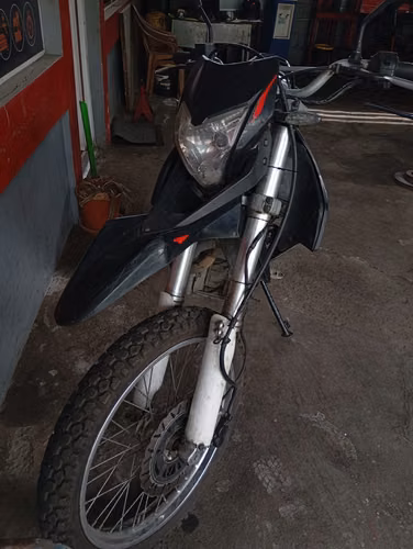 MOTO GENESIS SX3 250