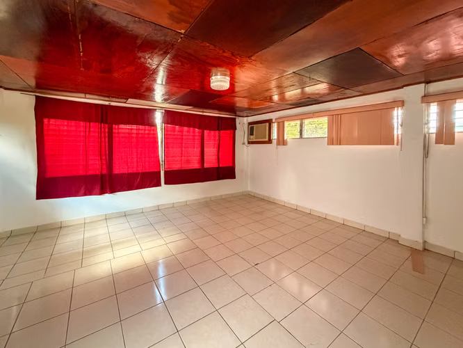 KC -  Propiedad comercial en venta en Carretera Sur