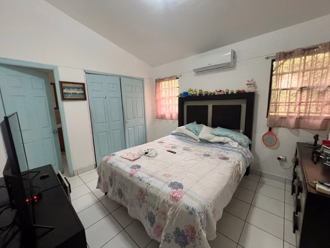 Venta de casa en Residencial Exclusivo - Imagen 3
