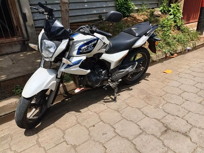 Génesis RKS 150 Sport