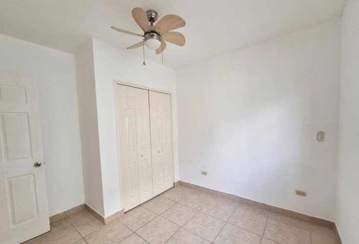 ¡EN VENTA! hermosa casa en Carretera Masaya km 16.2 - Imagen 5