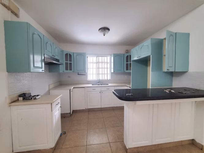 ¡EN VENTA! hermosa casa en Carretera Masaya km 16.2