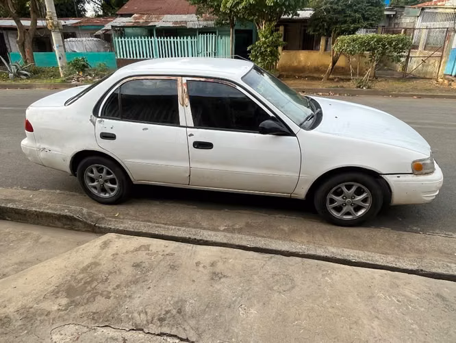 Toyota Corolla 1999 Automático