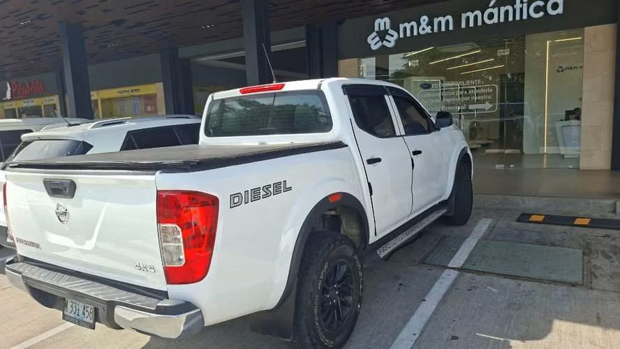 Venta de Niisan NP300