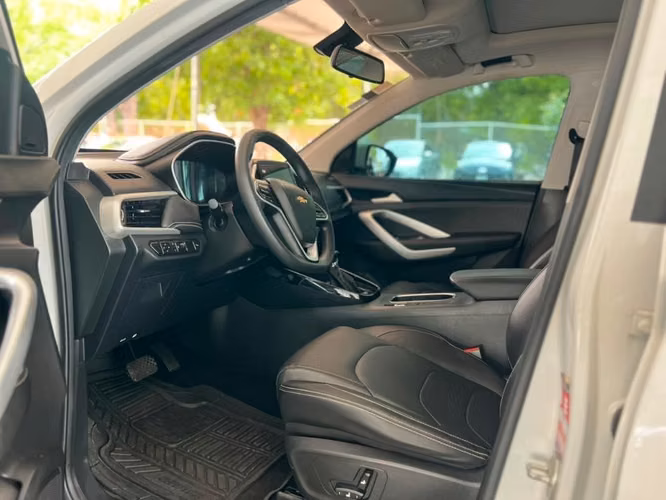 VENDO CHEVROLET CAPTIVA PREMIER 2022  con Hannah Leiva