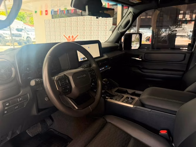 VENDO TOYOTA PRADO INTERMEDIA 2026  con Hannah Leiva