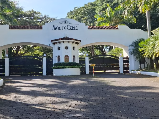 Land in Santo Domingo