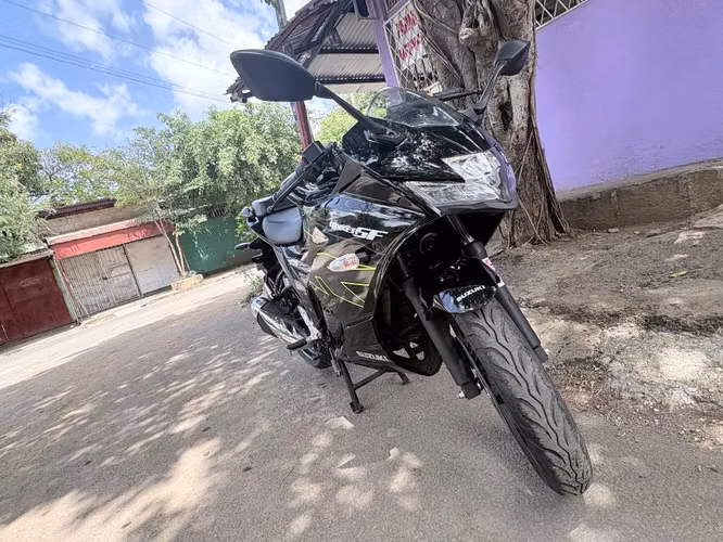 Suzuki Gixxer 160 sf fi 2026