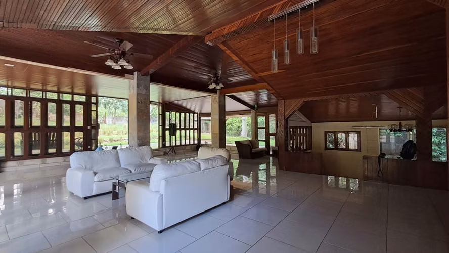 Vendo preciosa casa en Carretera Sur