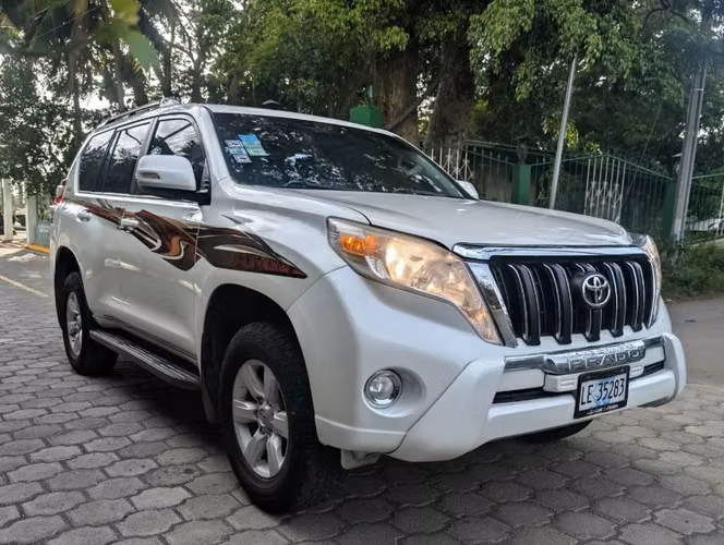 Toyota Prado 5L mecánica año 2016