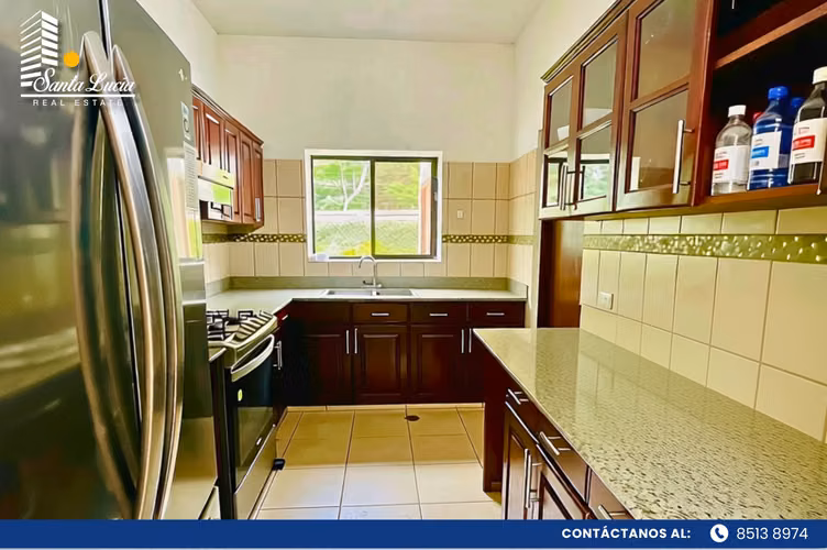 Casa en Renta en Colinas de Santa Cruz - SR - Imagen 6