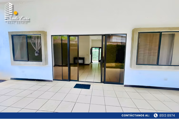 Casa en Renta en Colinas de Santa Cruz - SR - Imagen 4