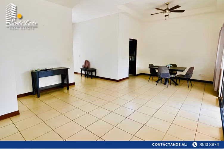 Casa en Renta en Colinas de Santa Cruz - SR - Imagen 7