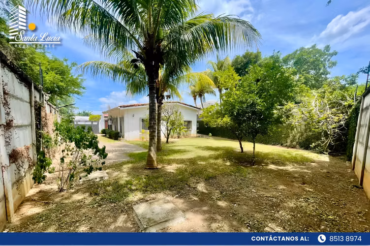 Casa en Renta en Colinas de Santa Cruz - SR - Imagen 12