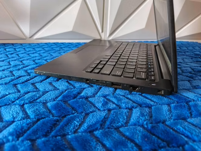 Vendo Laptop Semi Nueva / Dell Latitude 7390