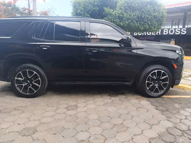 Chevrolet año 2022 thaoe RST