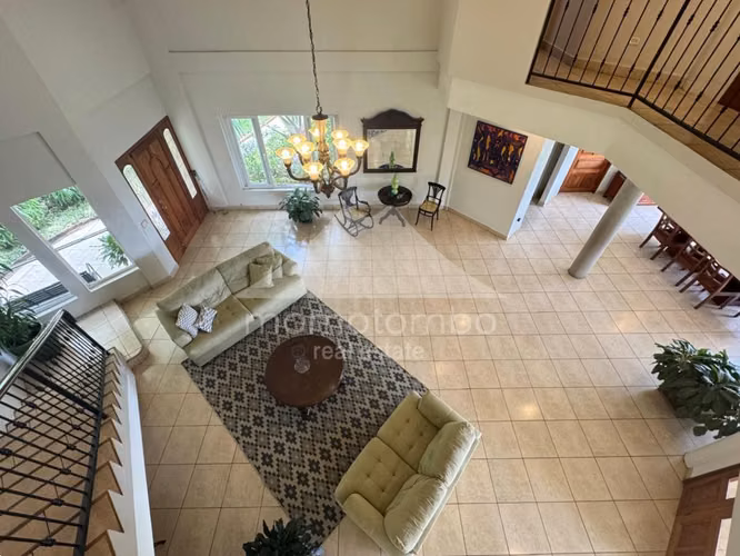 Casa en Renta Villa Fontana Sur, Managua