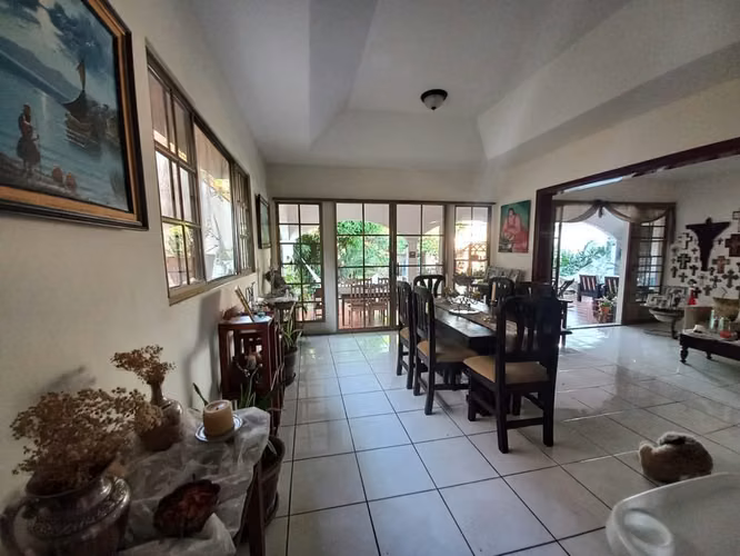 MN - Amplia y Exclusiva Residencia en Venta - Imagen 4