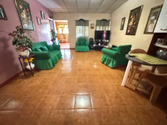 Venta de Casa en Barrio Santa Rosa