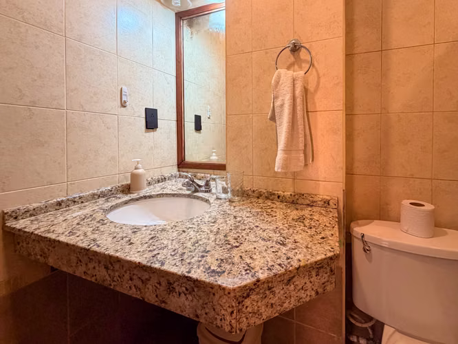 KC -  Hotel en venta en Granada en Calle Atravesada