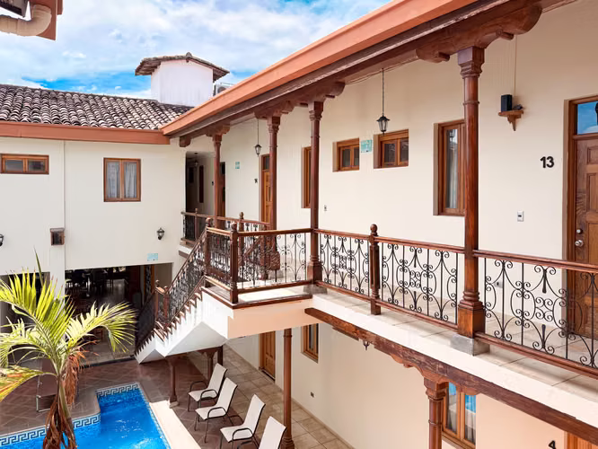 KC -  Hotel en venta en Granada en Calle Atravesada