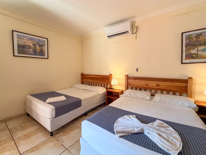 KC -  Hotel en venta en Granada en Calle Atravesada