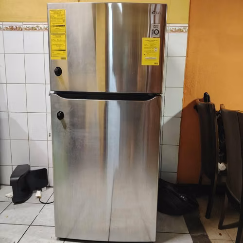 Refrigeradora en perfecto estado. Poco uso