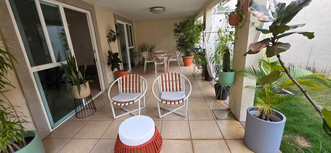 RENTA CASA AMUEBLADA