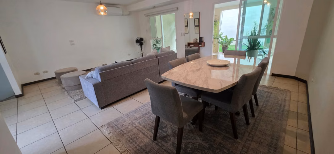 RENTA CASA AMUEBLADA