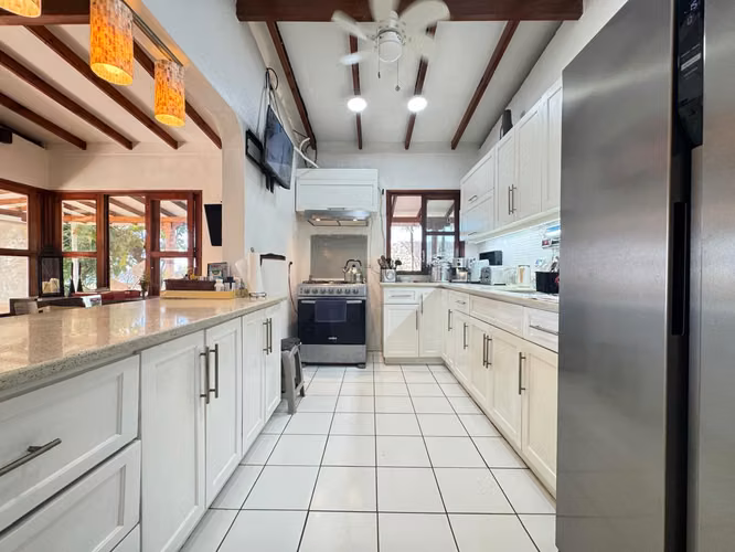 Venta de Casa en Pochomil