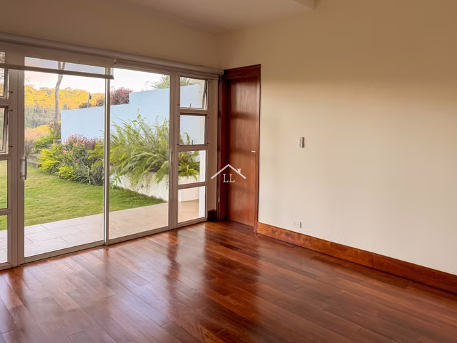 LL - Se Vende Casa Moderna en Balcones de Santo Domingo