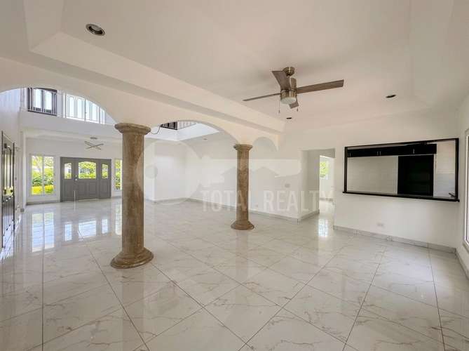 Casa en venta en Las Colinas - Imagen 11
