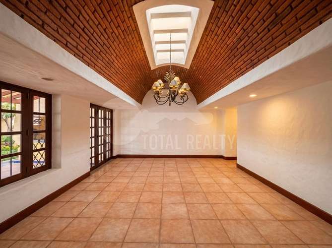 Casa en venta o alquiler en Las Colinas - Imagen 10